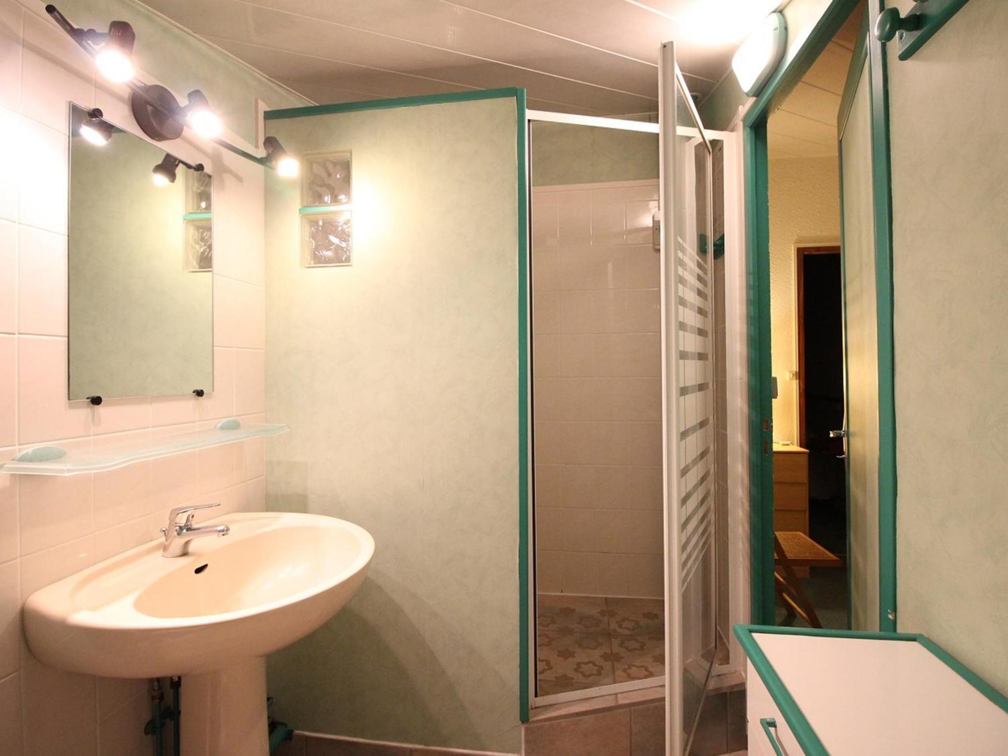 Duplex Central 90M² Avec Parking, 2 Chambres, 6 Couchages, Proche Thermes, Wifi Inclus - Fr-1-415-136 Le Mont-Dore Luaran gambar